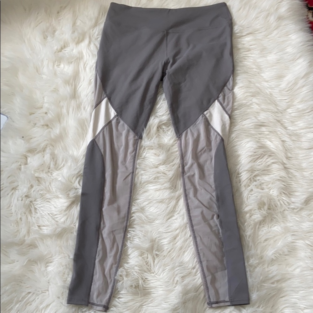 Grey fabletics leggings